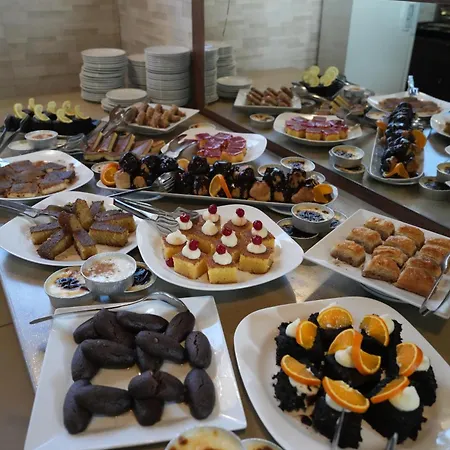 Manuela Boutique Hotel 3*
