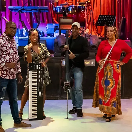 Manuela Boutique מלון ביטז