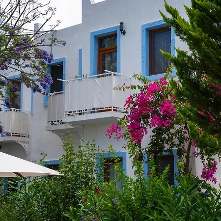 מלון Manuela Boutique