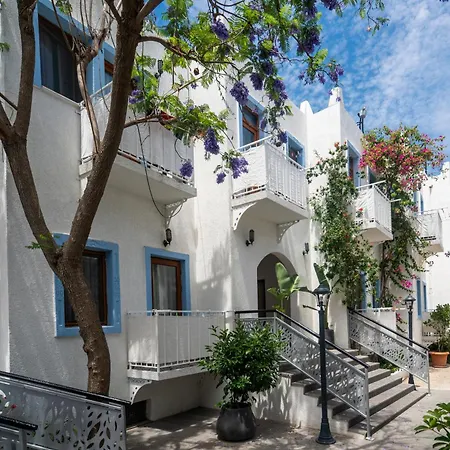 ホテル Manuela Boutique ビテツ