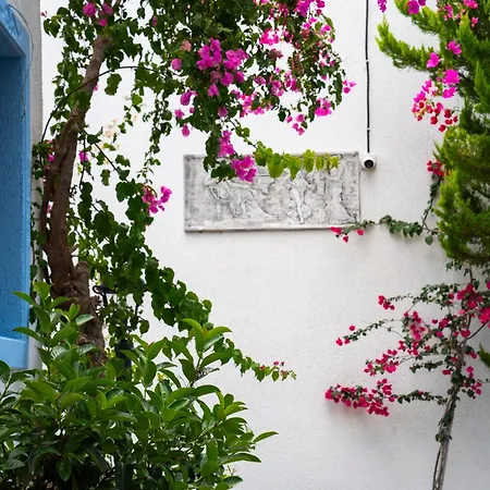 מלון Manuela Boutique