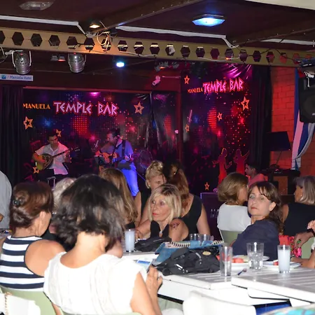 Manuela Boutique ホテル ビテツ