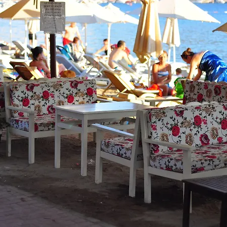 Hotel Manuela Boutique 3*