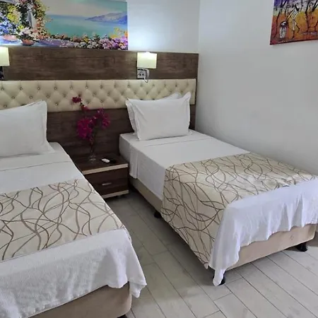 Manuela Boutique ビテツ