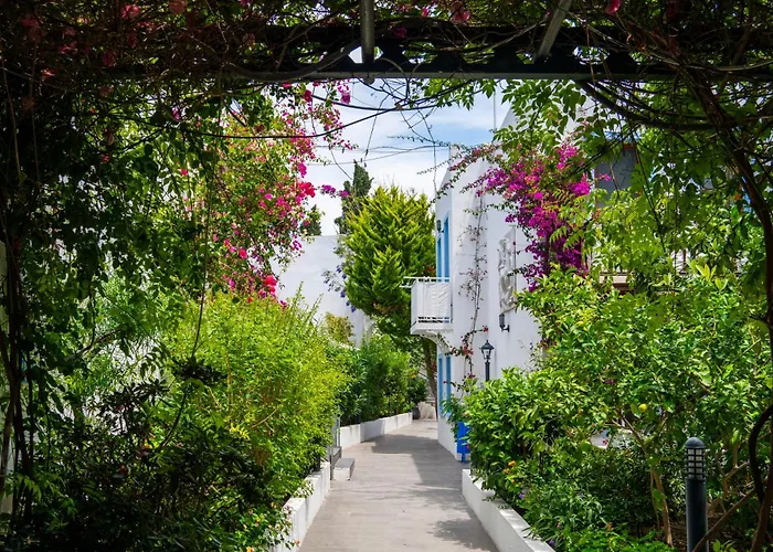 Manuela Boutique 3* Bitez