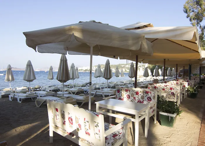 Manuela Boutique 3* Bitez