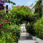 Manuela Boutique Hotel