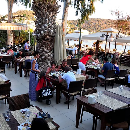 Manuela Boutique 3* Bitez