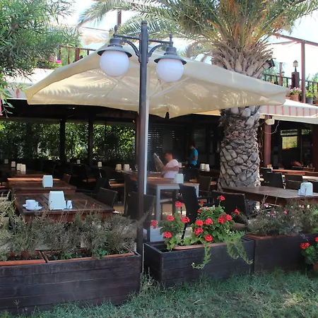 Manuela Boutique Hotell Bitez