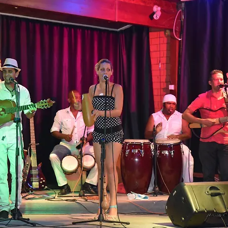 Manuela Boutique Bitez