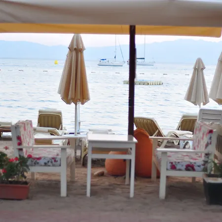 Manuela Boutique Szálloda 3*