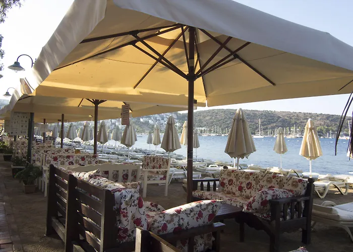 Manuela Boutique ビテツ